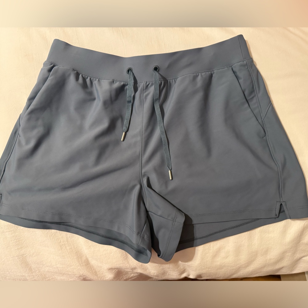 Old Navy High-Rise Gray PowerSoft Shorts